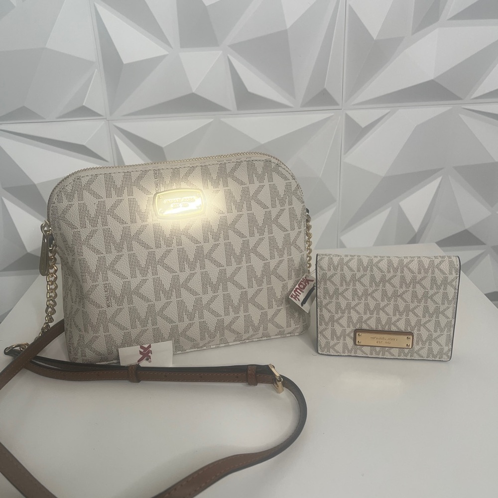 Michael Kors Cream Crossbody Bag and Wallet